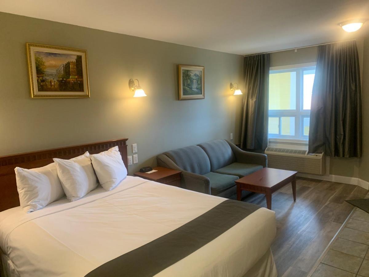 Hotel And Suites Les Laurentides Saint-Sauveur-des-Monts Exterior foto